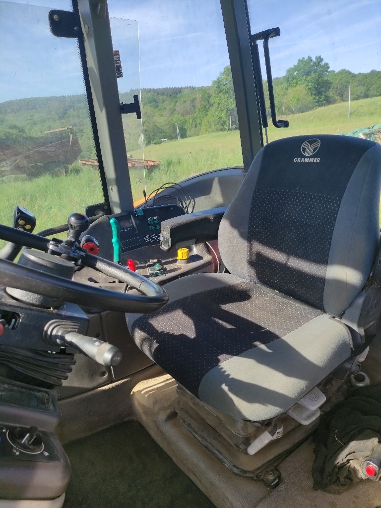 Tracteur chargeur RENAULT Ares 550 RZ - photo slide 15