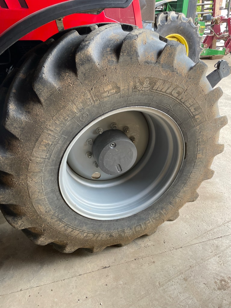 Tracteur MASSEY FERGUSON 7724S - photo slide 16
