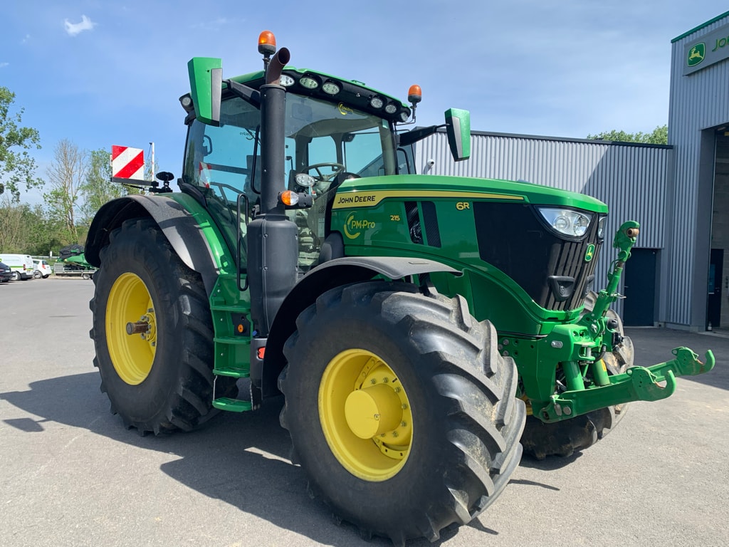 Tracteur JOHN DEERE 6R215 - photo slide 1