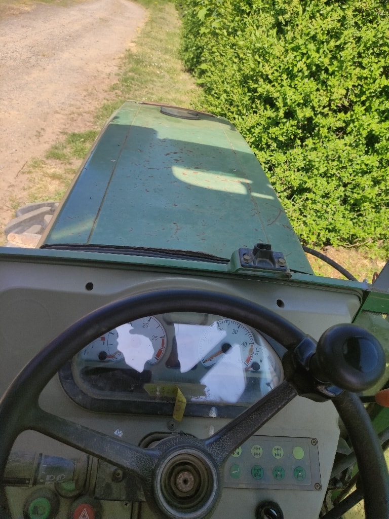 Tracteur fruitier FENDT 208V - photo slide 2