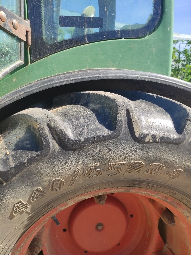 Tracteur fruitier FENDT 208V - photo slide 11