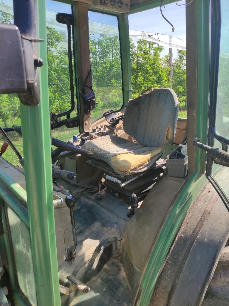 Tracteur fruitier FENDT 208V - photo slide 4