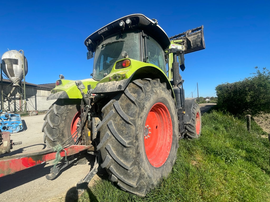 Tracteur chargeur CLAAS Arion 610 - photo slide 2