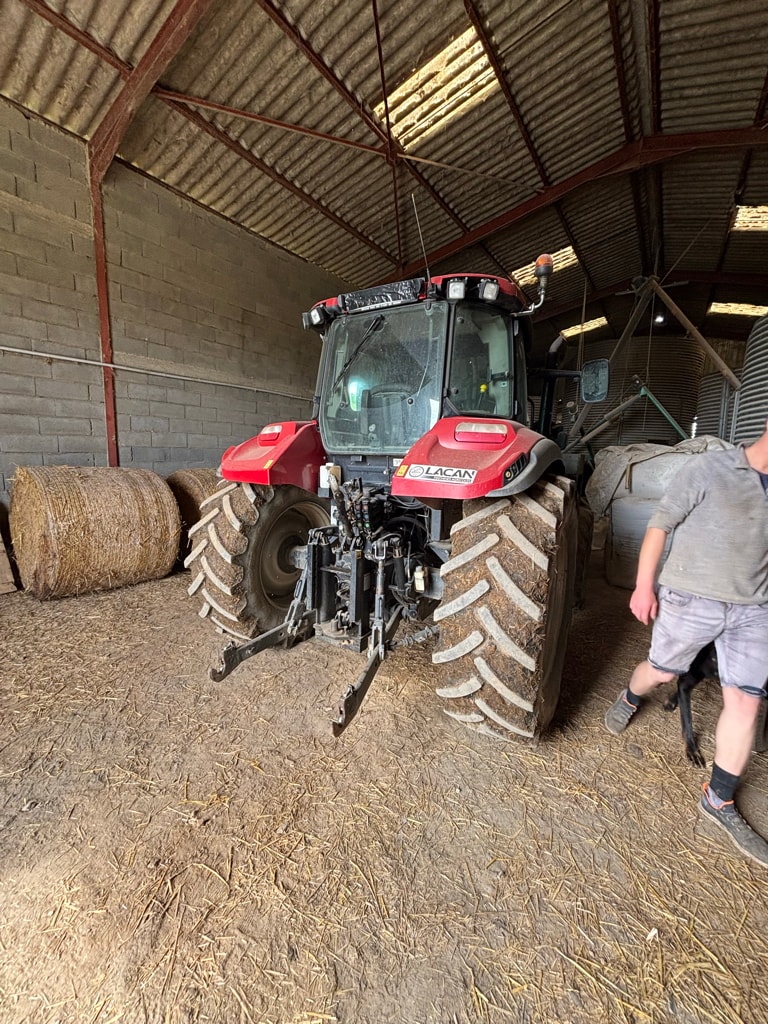 Tracteur chargeur CASE IH Farmal U 105 - photo slide 7