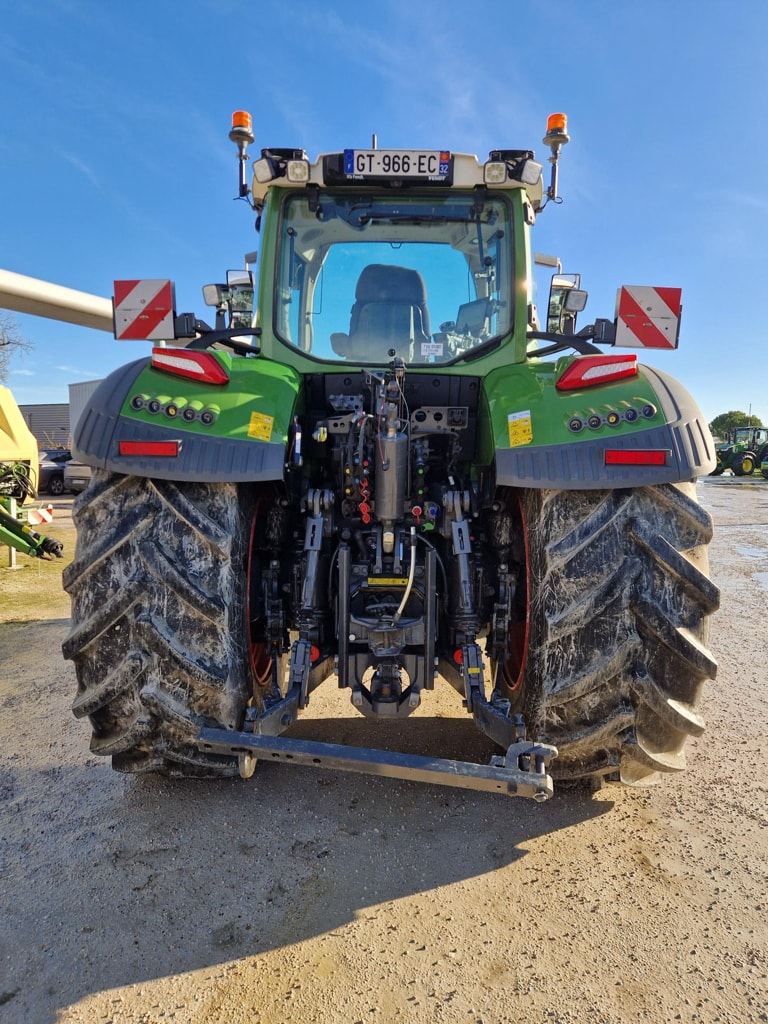 Tracteur FENDT 728 - photo slide 8