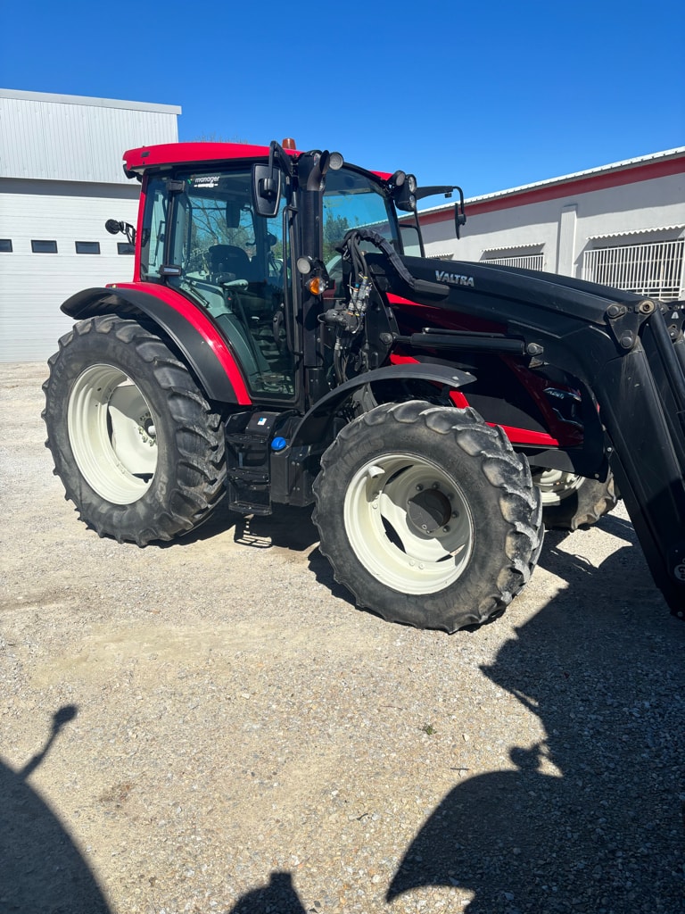 Tracteur VALTRA A115MH4 - photo slide 2