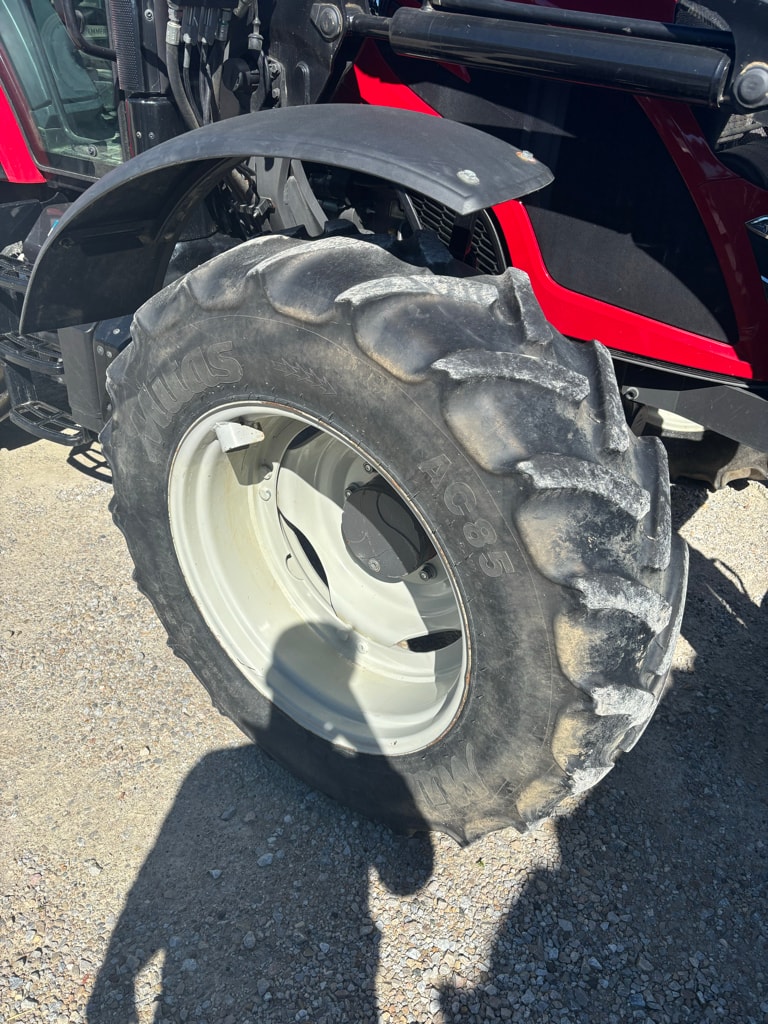 Tracteur VALTRA A115MH4 - photo slide 5