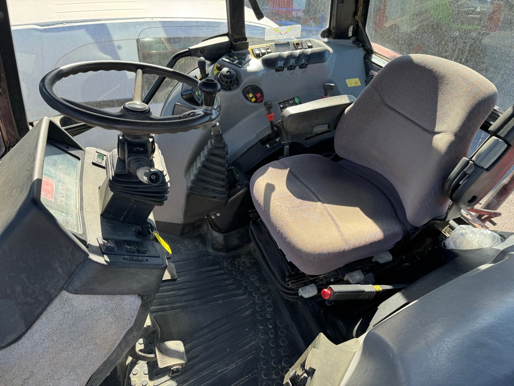 Tracteur CASE IH CS 150 - photo slide 17