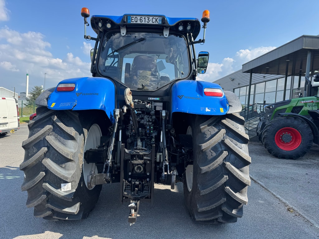 Tracteur NEW HOLLAND T7.245 - photo slide 6
