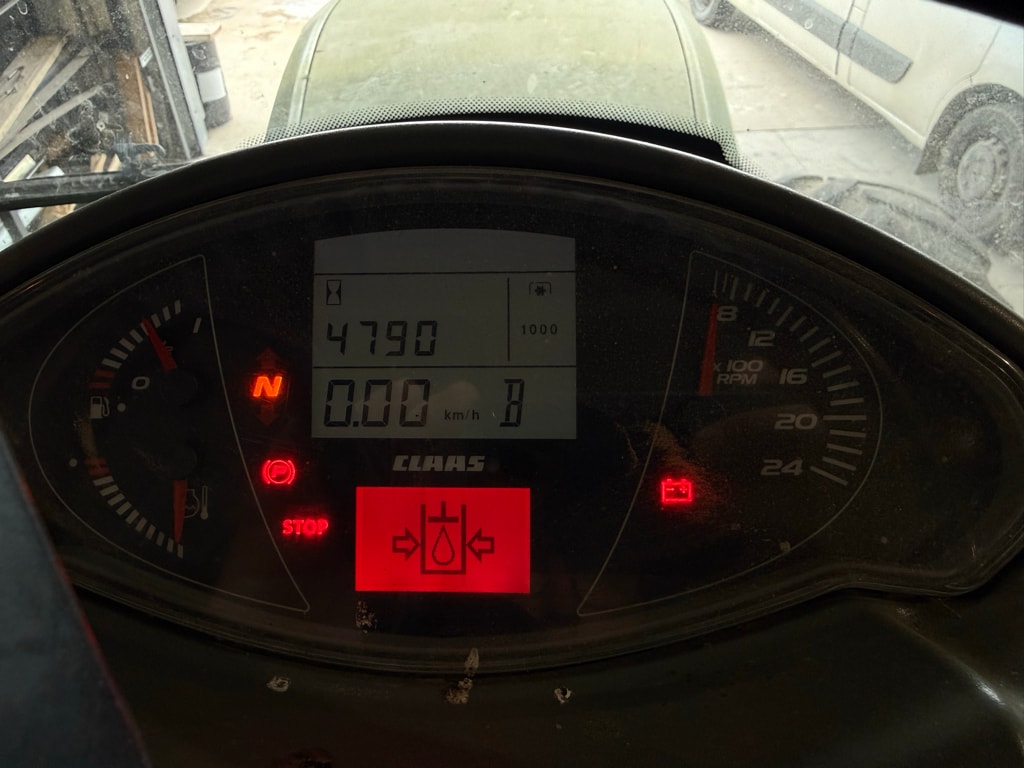 Tracteur CLAAS ARION 620 CIS - photo slide 22