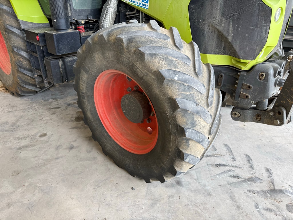 Tracteur CLAAS ARION 620 CIS - photo slide 9