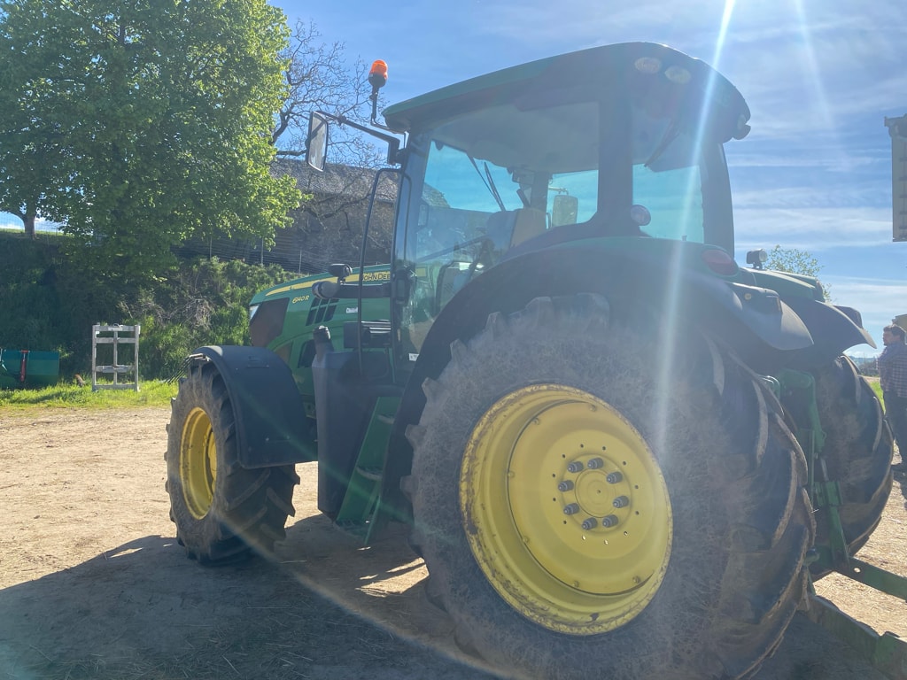 Tracteur JOHN DEERE 6140 R - photo slide 4
