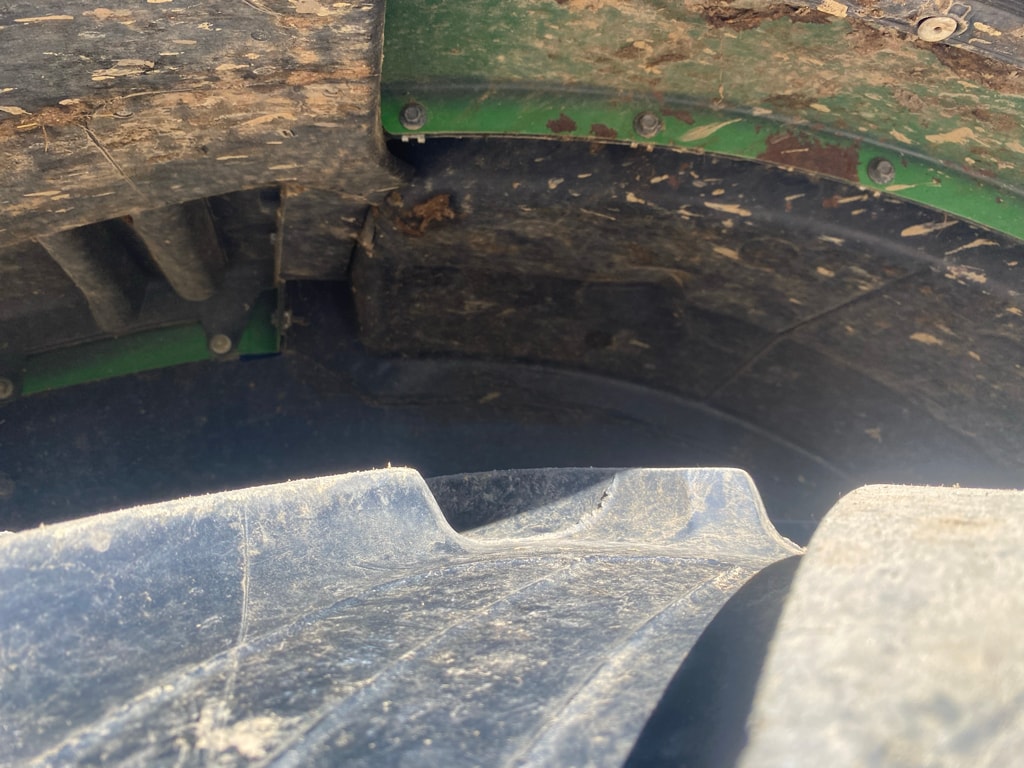 Tracteur JOHN DEERE 6140 R - photo slide 7