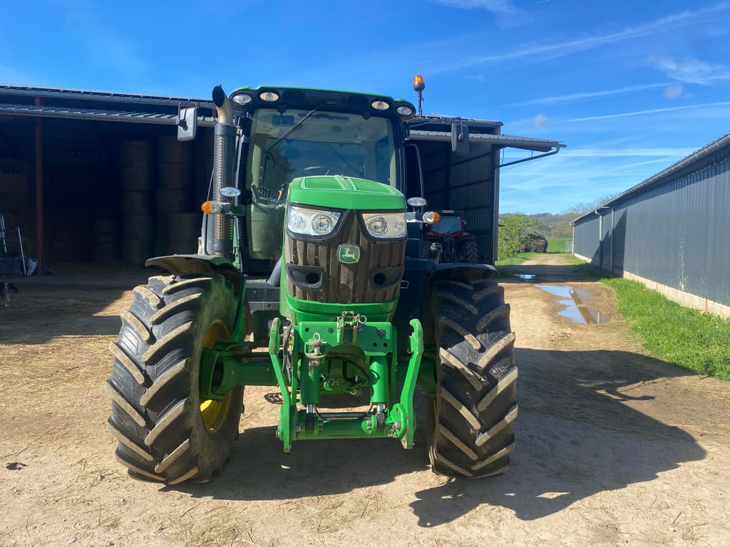 Tracteur JOHN DEERE 6140 R - photo slide 8
