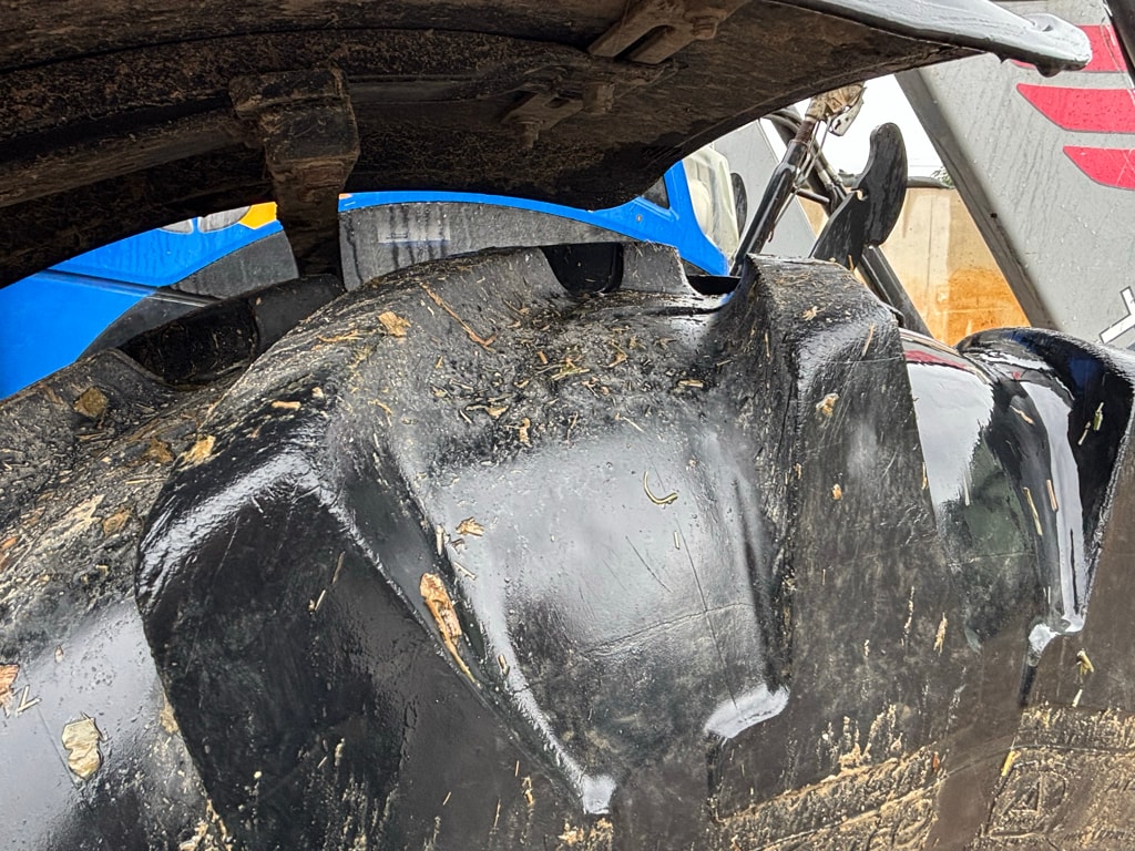 Tracteur chargeur NEW HOLLAND T6.165 - photo slide 5