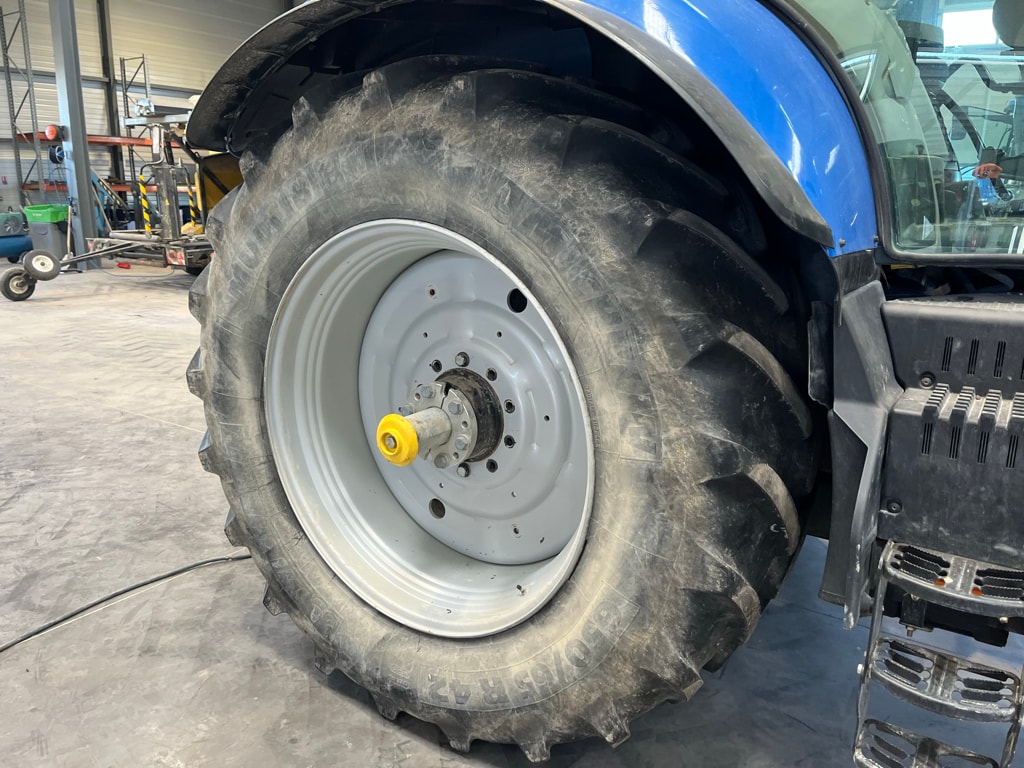 Tracteur NEW HOLLAND T7.270 - photo slide 5