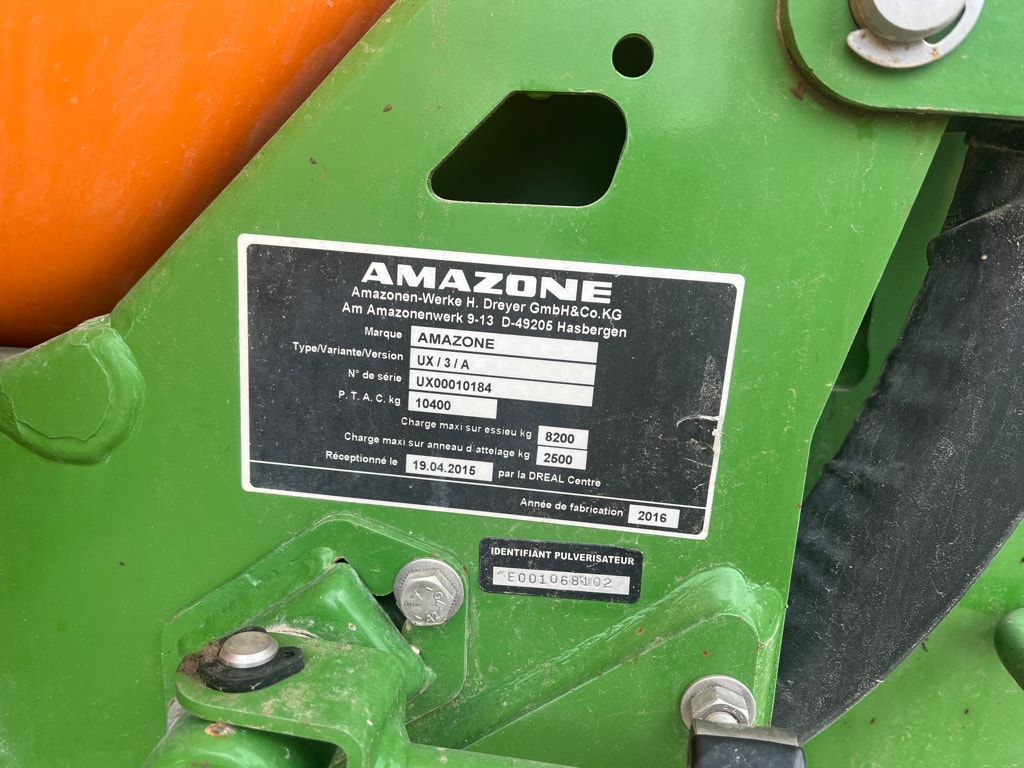 Pulverisateur AMAZONE UX 5200 - photo slide 7