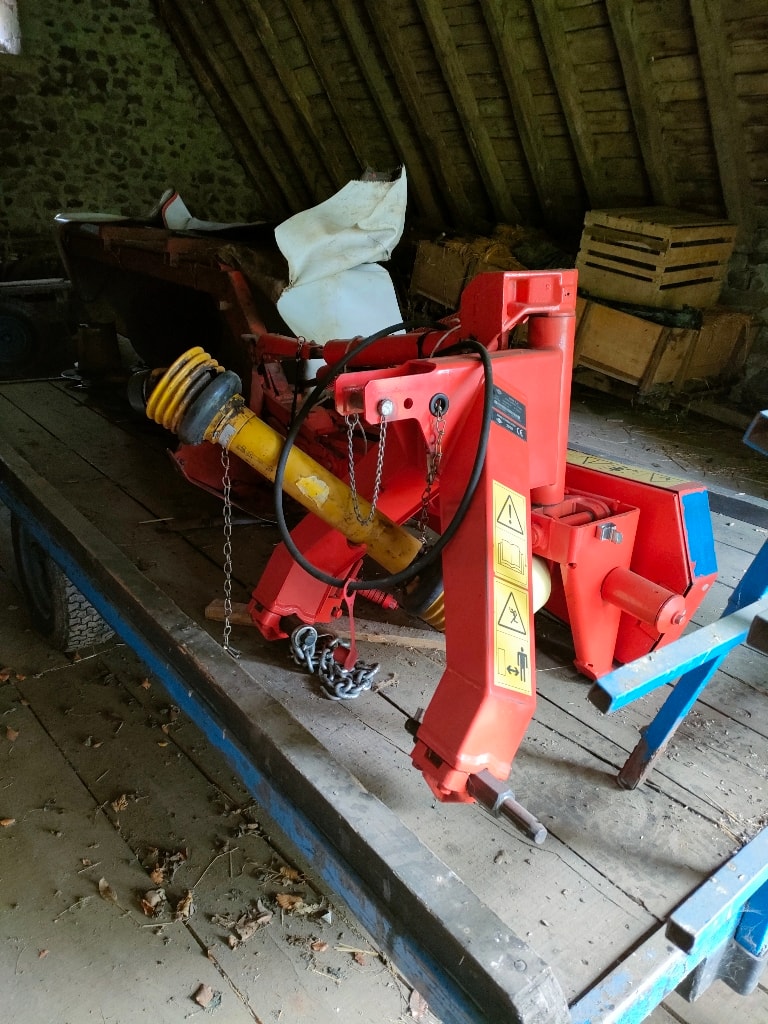 Faucheuse KUHN GMD 600 GII - photo slide 1