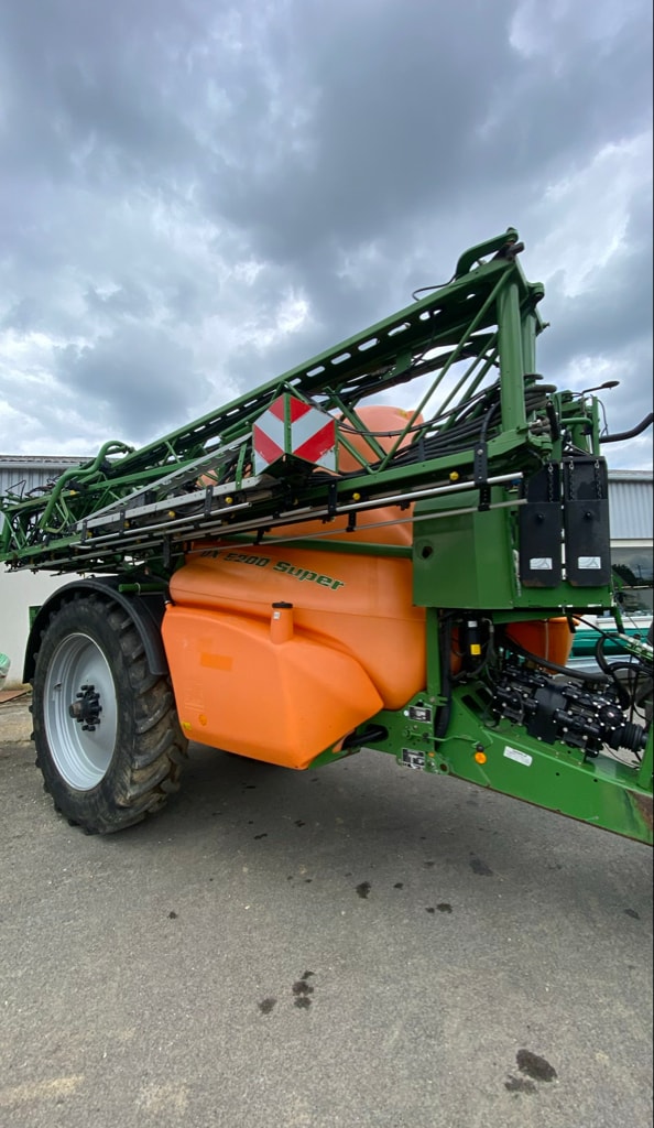 Pulverisateur AMAZONE UX 5200 super prenium - photo slide 2