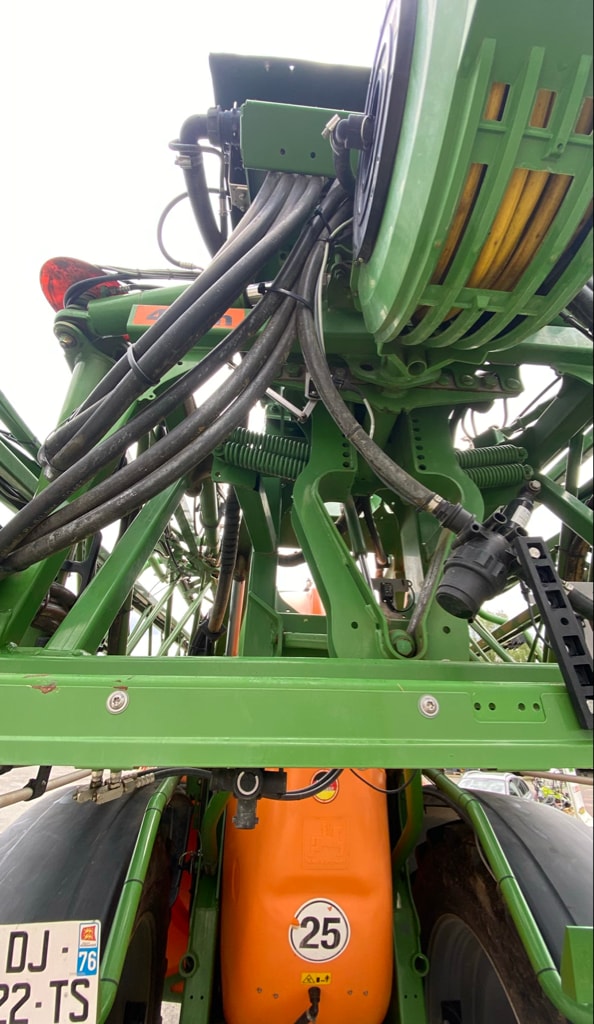 Pulverisateur AMAZONE UX 5200 super prenium - photo slide 11