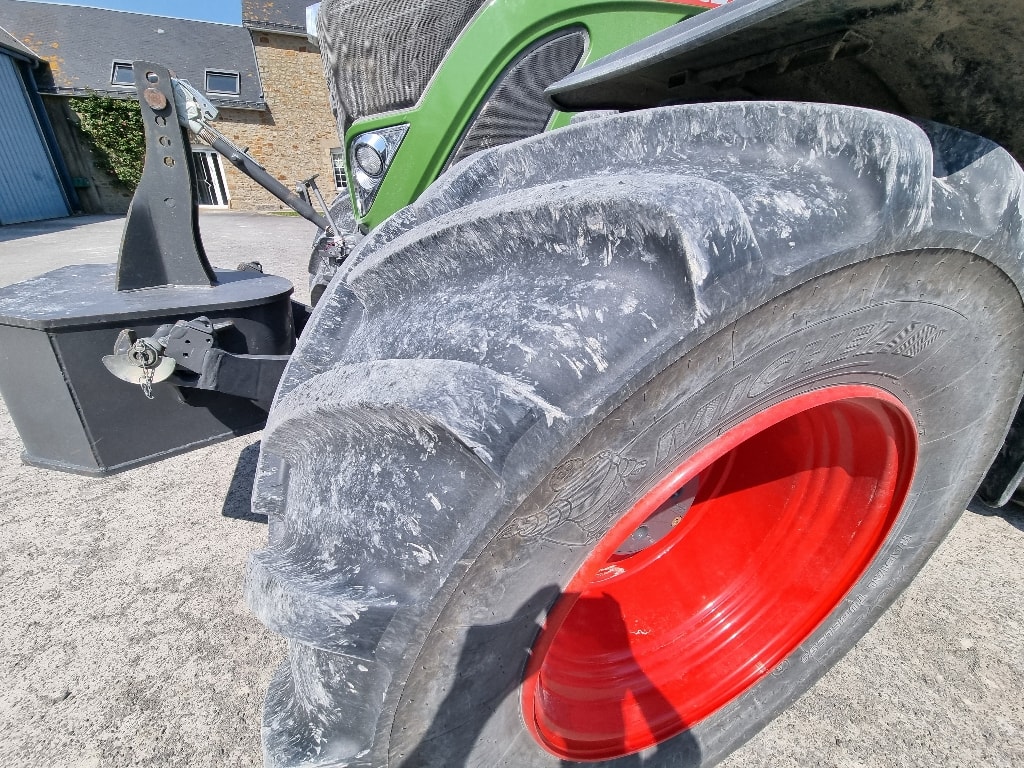 Tracteur FENDT 724 VARIO PROFI + - photo slide 7