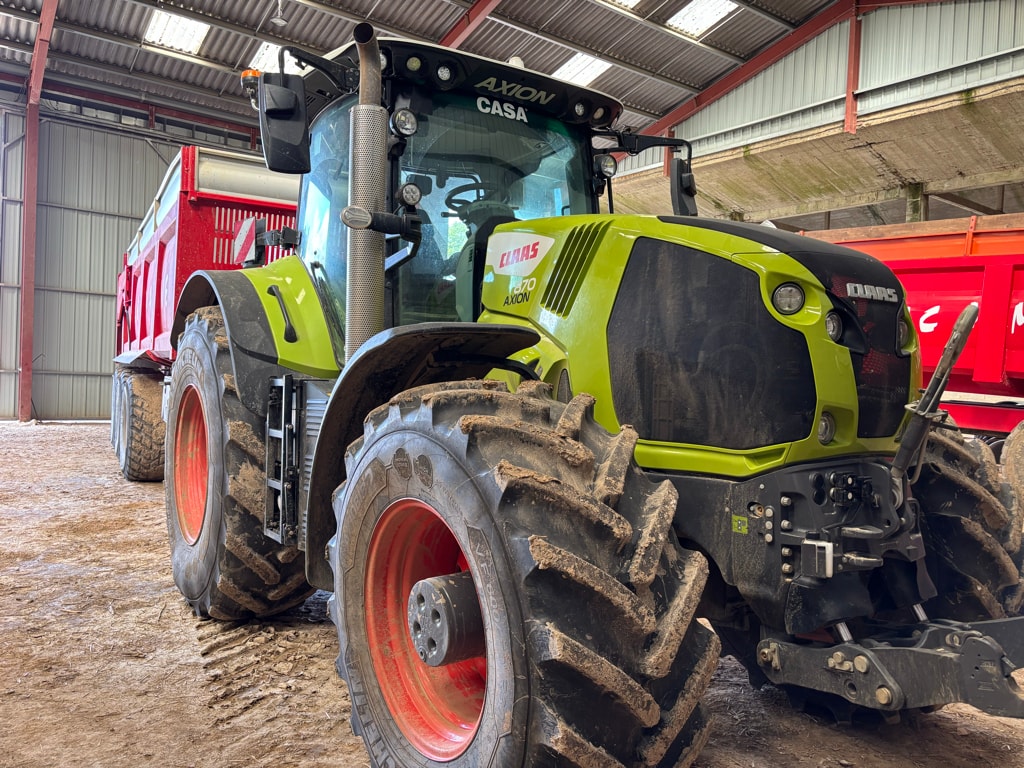 Tracteur CLAAS AXION 870 CMATIC - photo slide 1