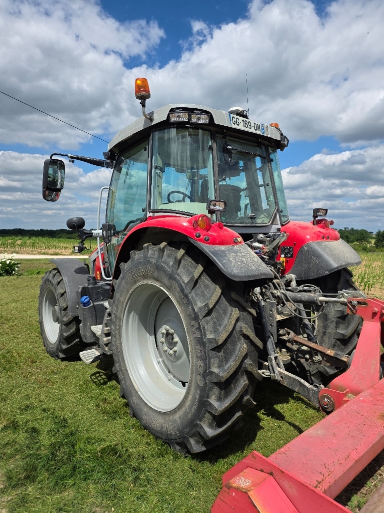 Tracteur chargeur MASSEY FERGUSON 5S125 DYNA 4 EFFICIENT - photo slide 6