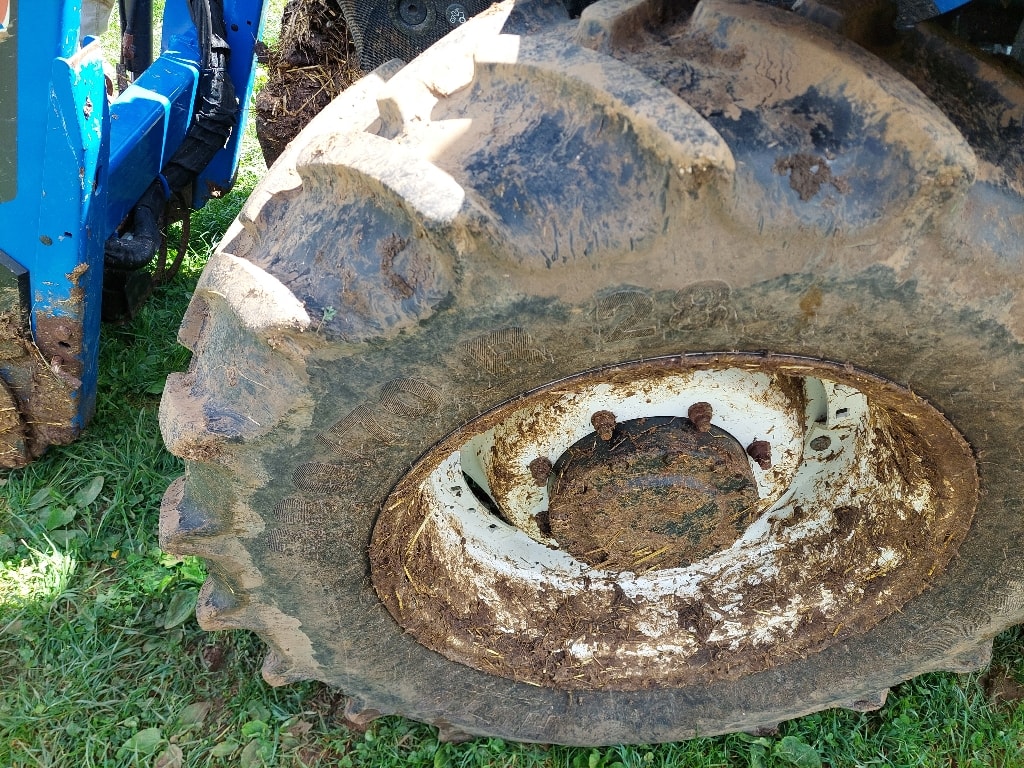 Tracteur chargeur NEW HOLLAND T5.120 - photo slide 5