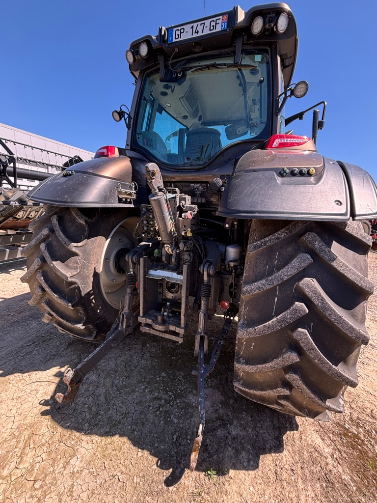 Tracteur VALTRA T235V - photo slide 3