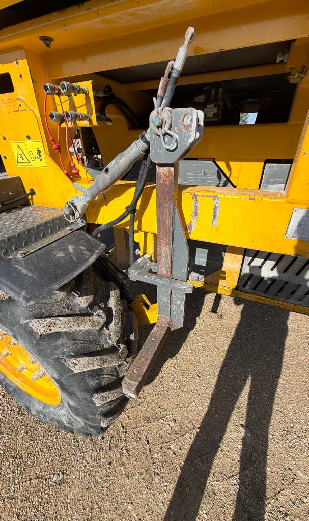 Tracteur enjambeur CMC X4-120 - photo slide 9