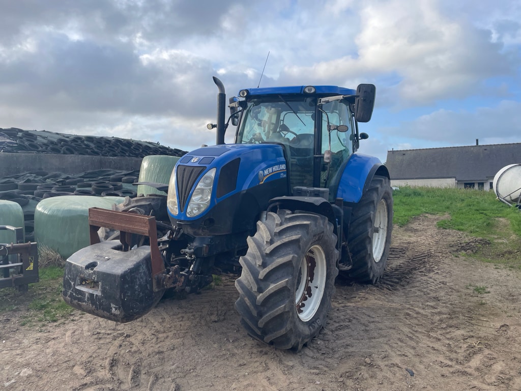 Tracteur NEW HOLLAND T7.200 - photo slide 8