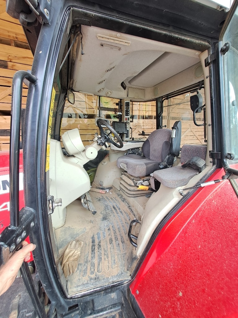 Tracteur MASSEY FERGUSON 7624 DYNA-6 ESSENTIAL - photo slide 12