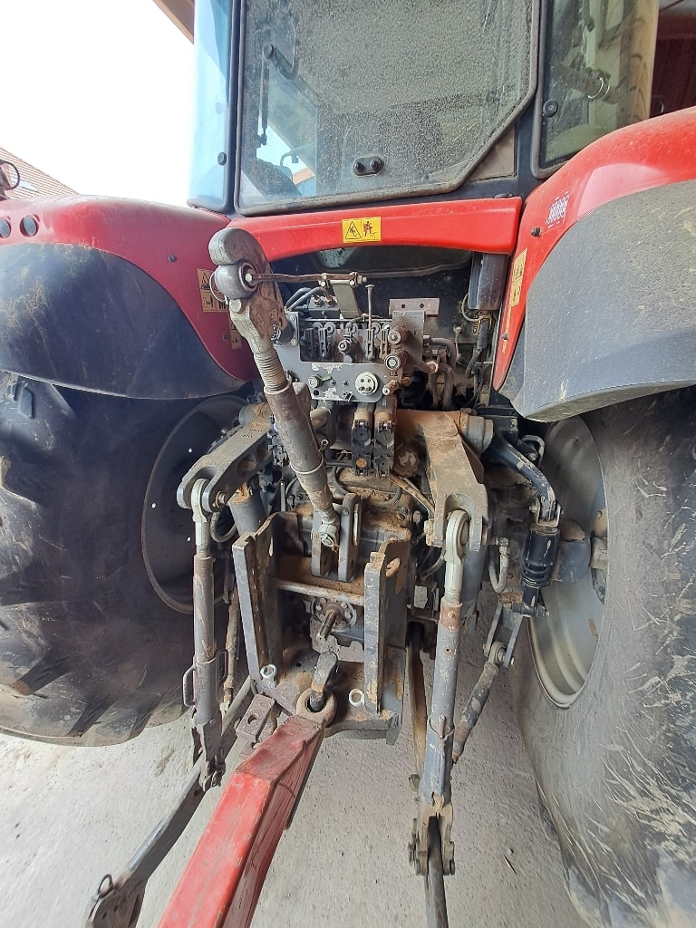 Tracteur MASSEY FERGUSON 7624 DYNA-6 ESSENTIAL - photo slide 9