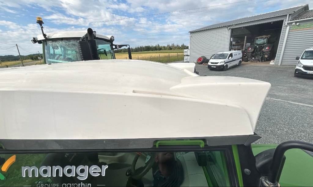Tracteur FENDT 210F - photo slide 9
