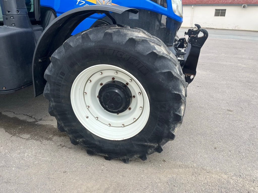 Tracteur NEW HOLLAND T7.210 SW2 - photo slide 7