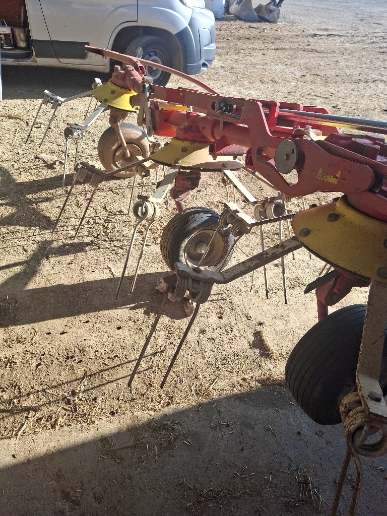Faneuse POTTINGER Hit 910 N - photo slide 6
