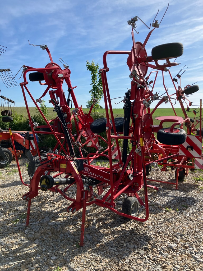 Faneuse LELY Lotus Stabilo 900 - photo slide 1