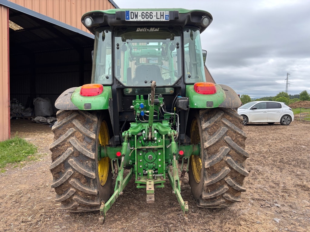 Tracteur chargeur JOHN DEERE 5085M - photo slide 6