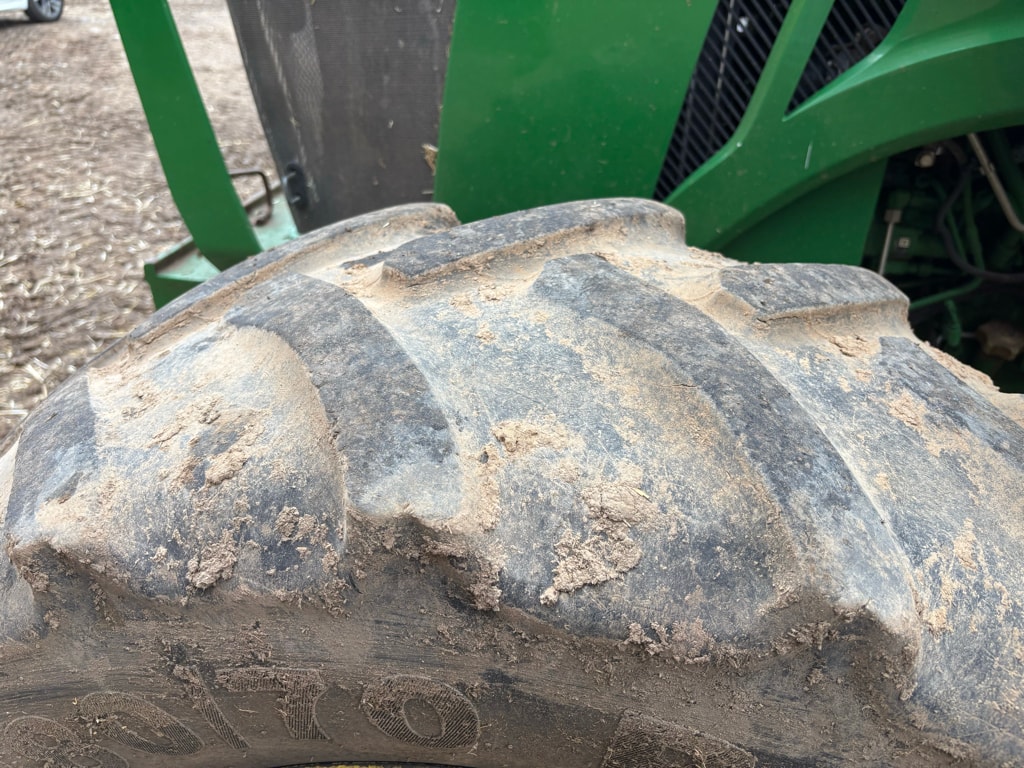Tracteur chargeur JOHN DEERE 5085M - photo slide 7