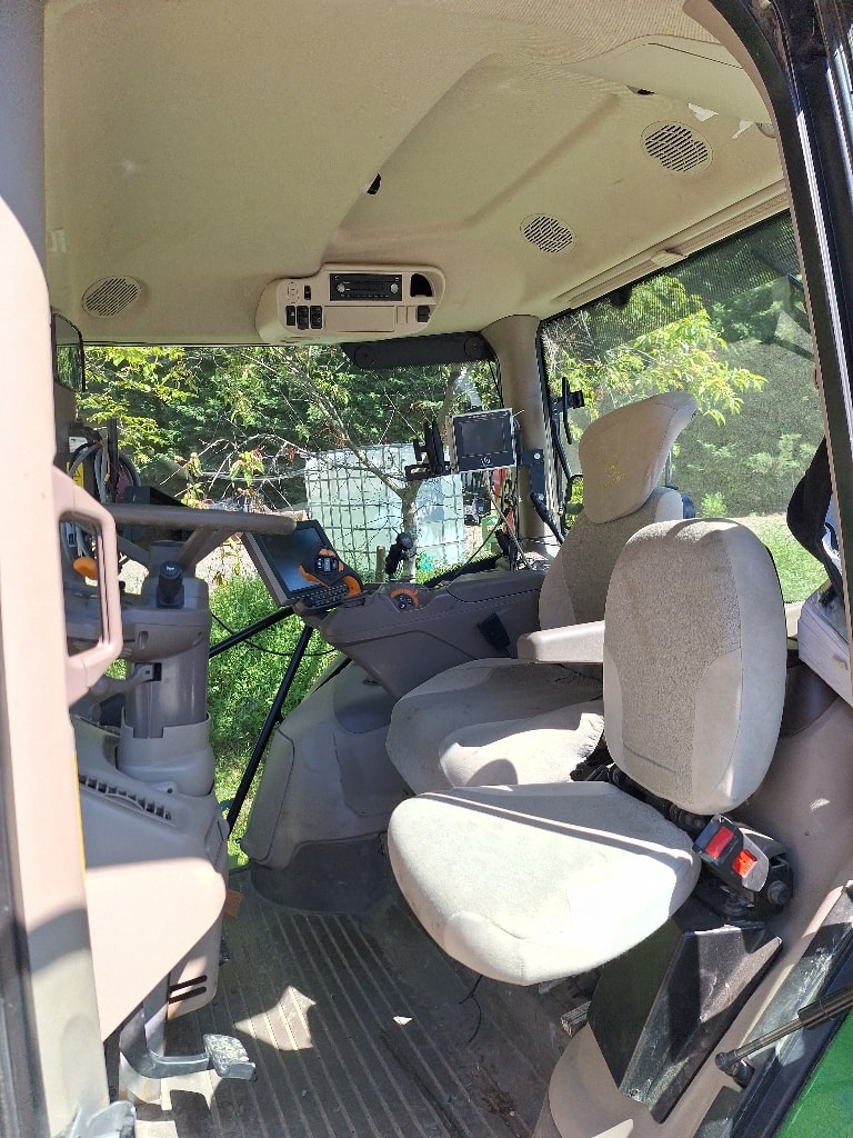 Tracteur JOHN DEERE 6195 R - photo slide 16