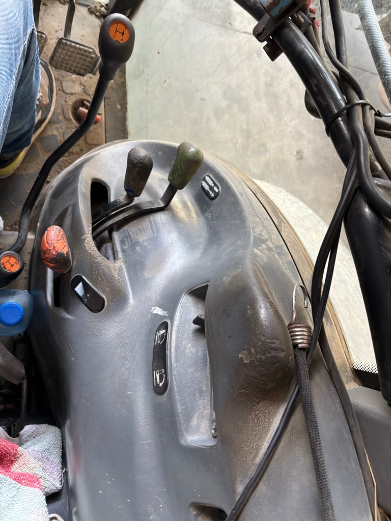 Tracteur fruitier NEW HOLLAND TN75F - photo slide 11