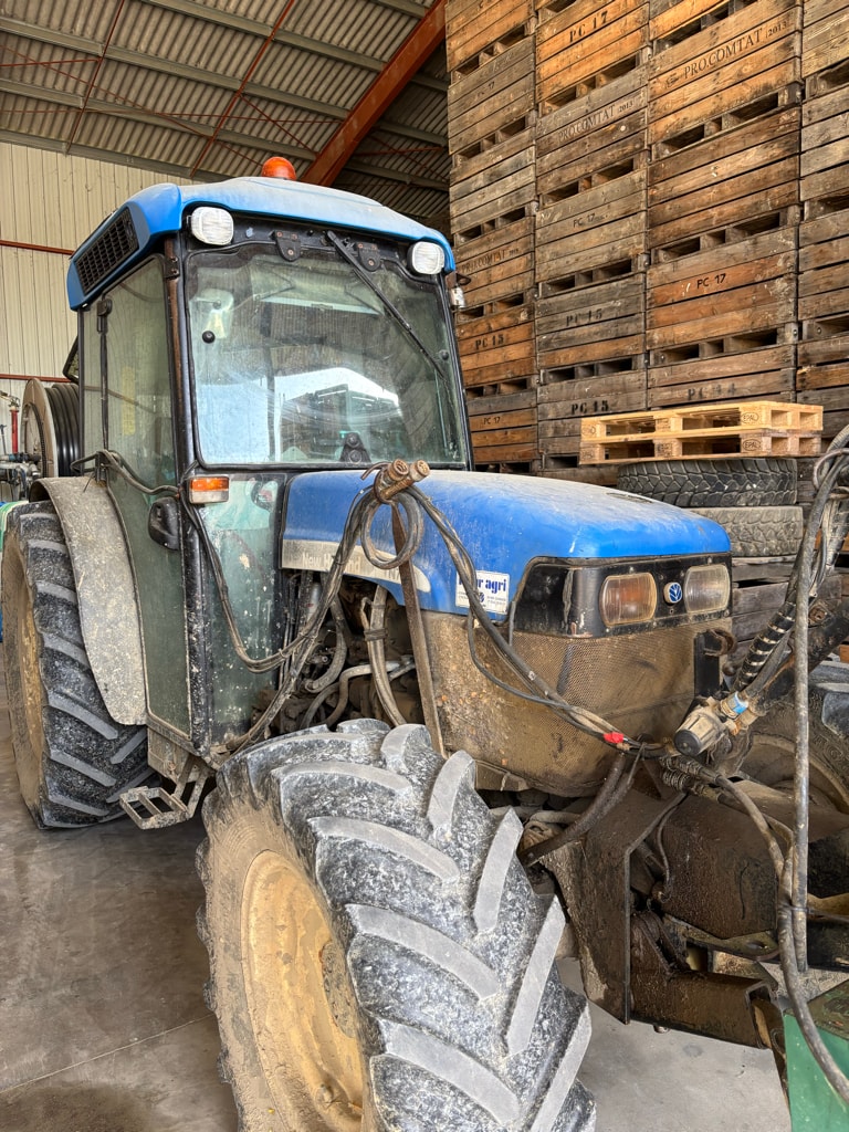 Tracteur fruitier NEW HOLLAND TN75F - photo slide 2