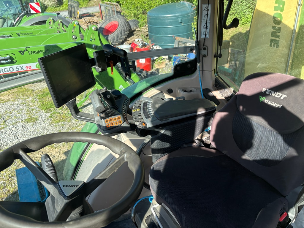 Tracteur FENDT 720 VARIO PROFI + - photo slide 9