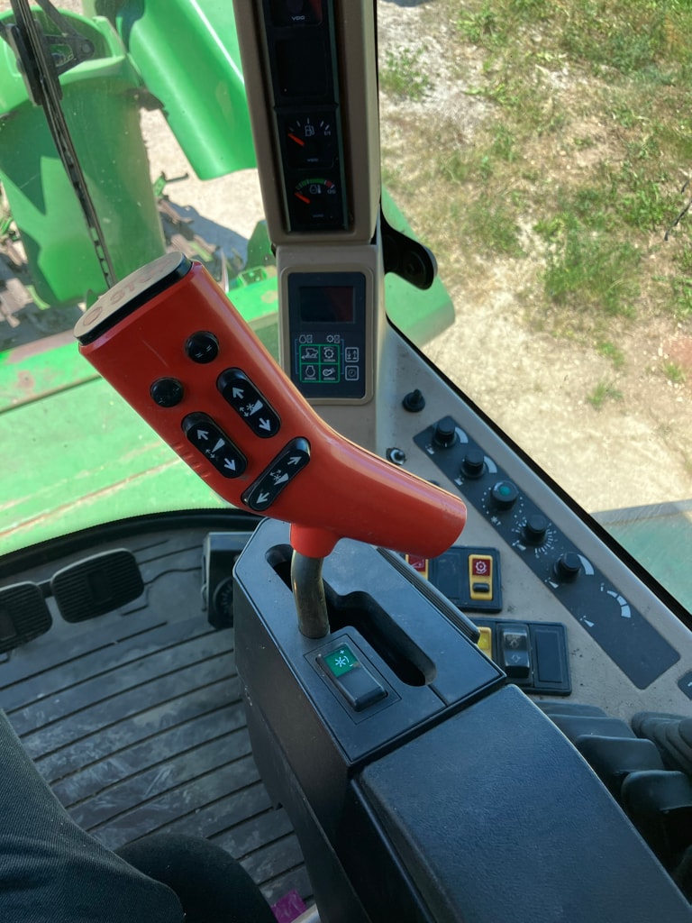 Moissonneuse JOHN DEERE 2264 - photo slide 21