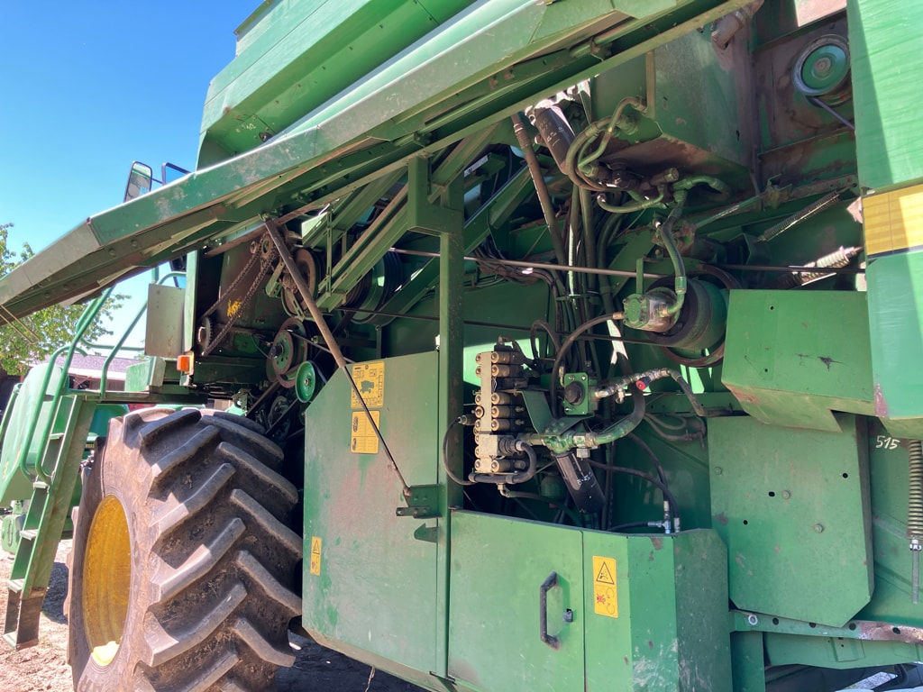Moissonneuse JOHN DEERE 2264 - photo slide 24