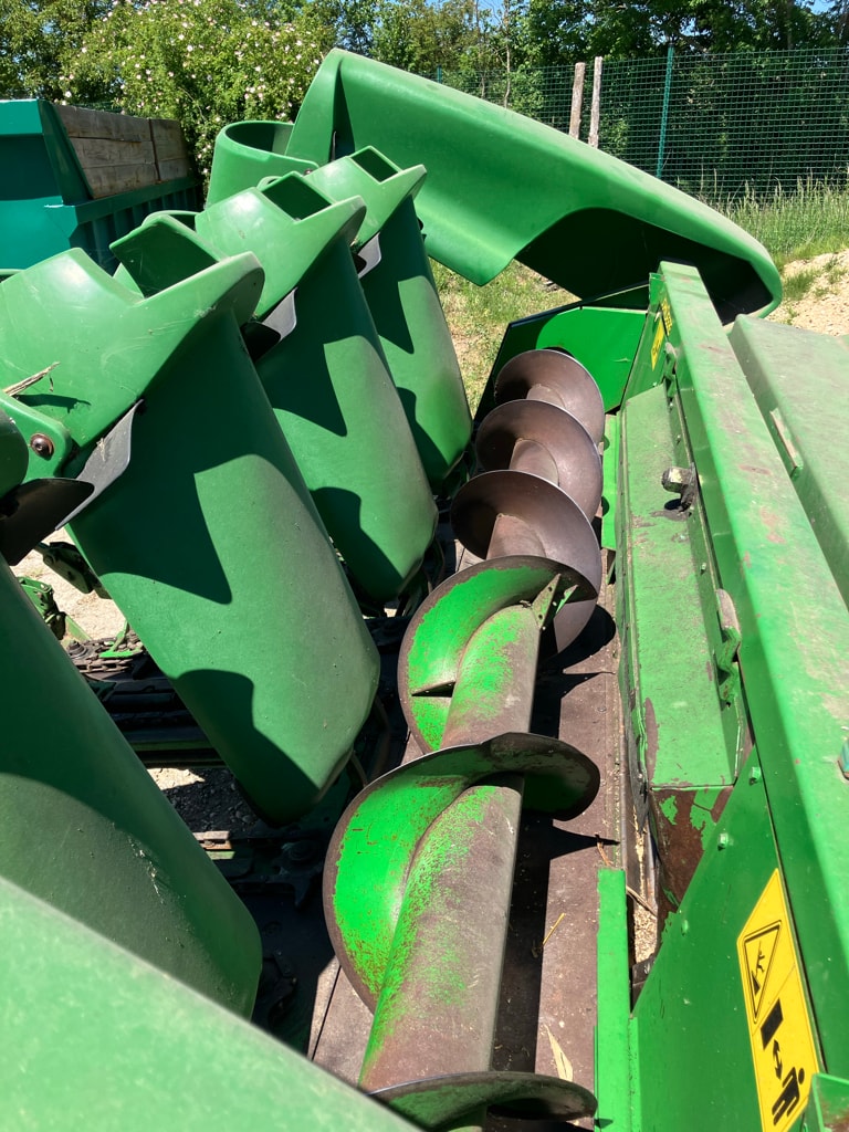 Moissonneuse JOHN DEERE 2264 - photo slide 34