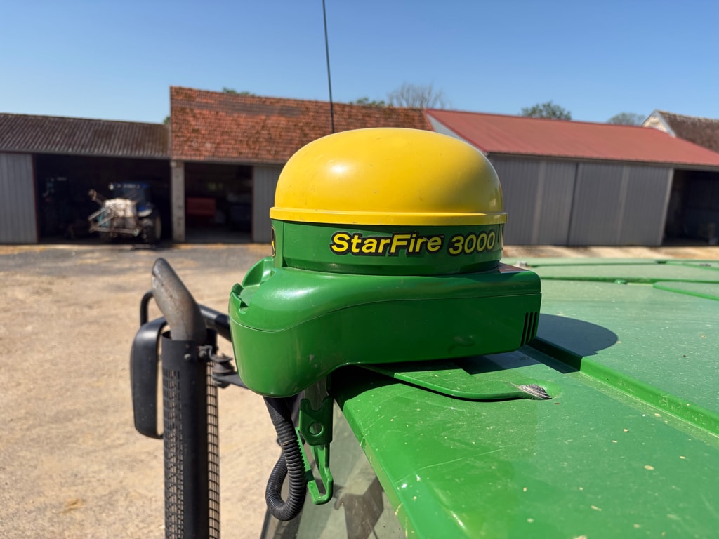 Pulverisateur automoteur JOHN DEERE 5430i - photo slide 20