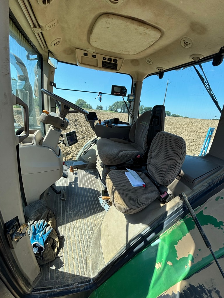Tracteur JOHN DEERE 8360R - photo slide 12