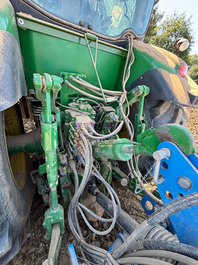 Tracteur JOHN DEERE 8360R - photo slide 10