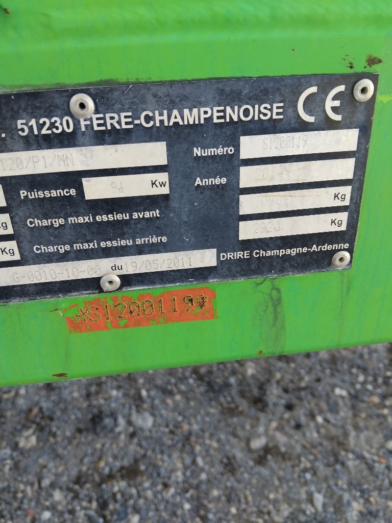 Tracteur enjambeur TECNOMA S120 - photo slide 7